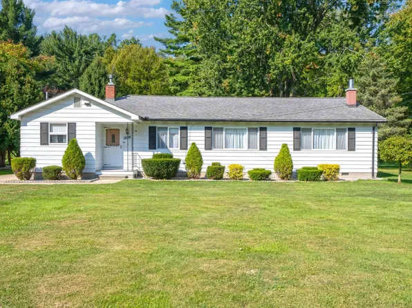 6802 Church Rd, Ira, MI 48023