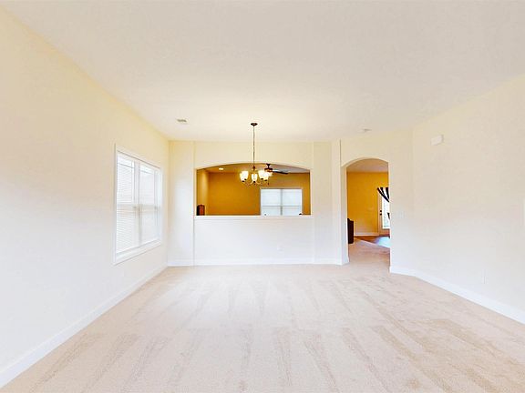 4th image of 109 Niblick Ct