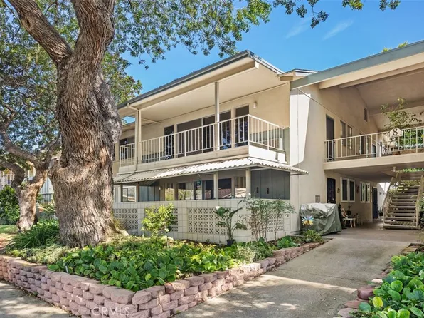 8 Via Castilla Unit R, Laguna Woods, CA 92637