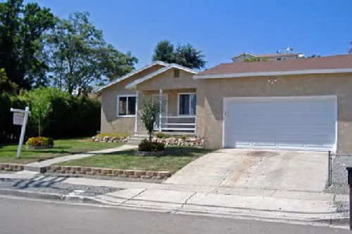 738 Joanna Dr Photo 1