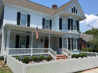 119 Orange St, Beaufort, NC 28516