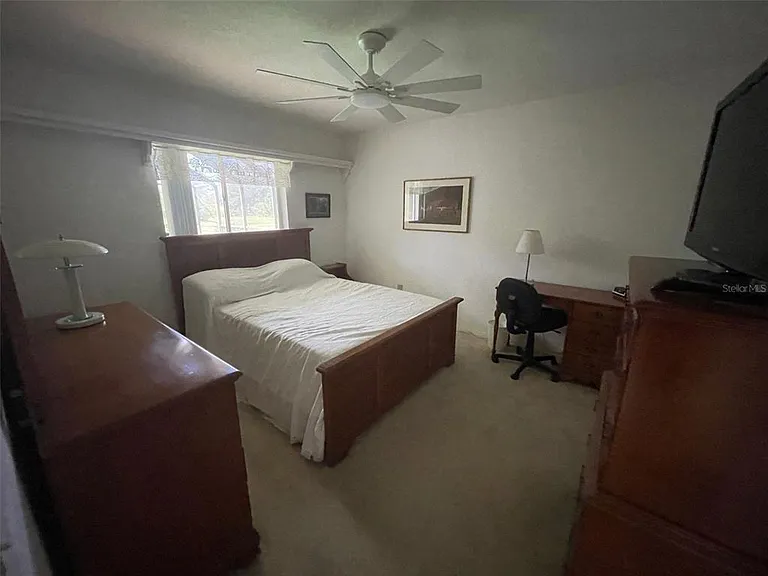 1091 Venture Ct — Photo 11