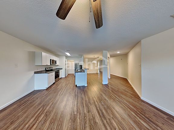 4th image of 12321 Claiborne