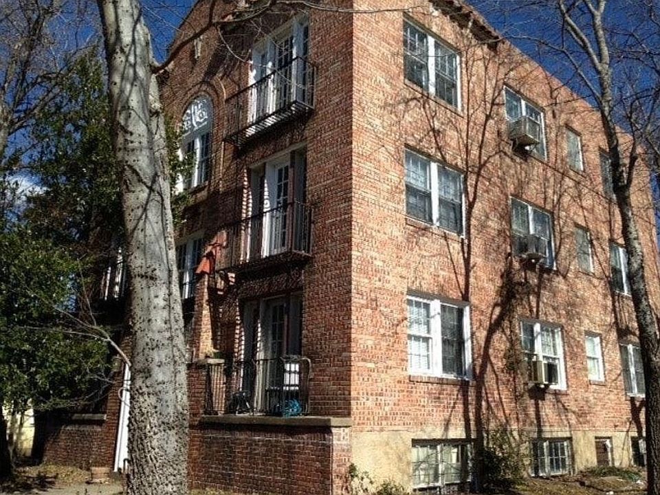1st image of 1215 S Saint Louis Ave APT 2