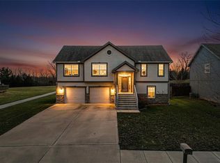 1037 NW 91st Ter, Kansas City, MO 64155