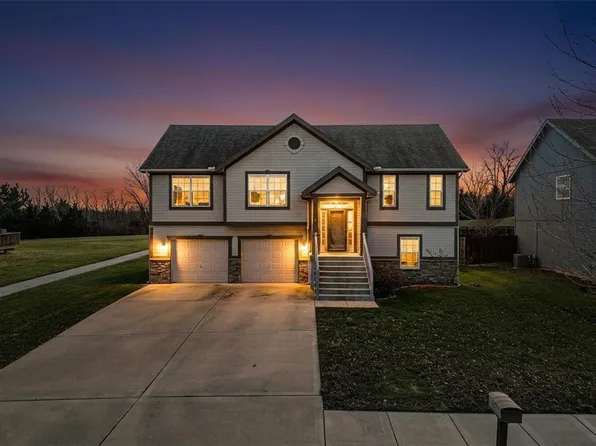 1037 NW 91st Ter, Kansas City, MO 64155