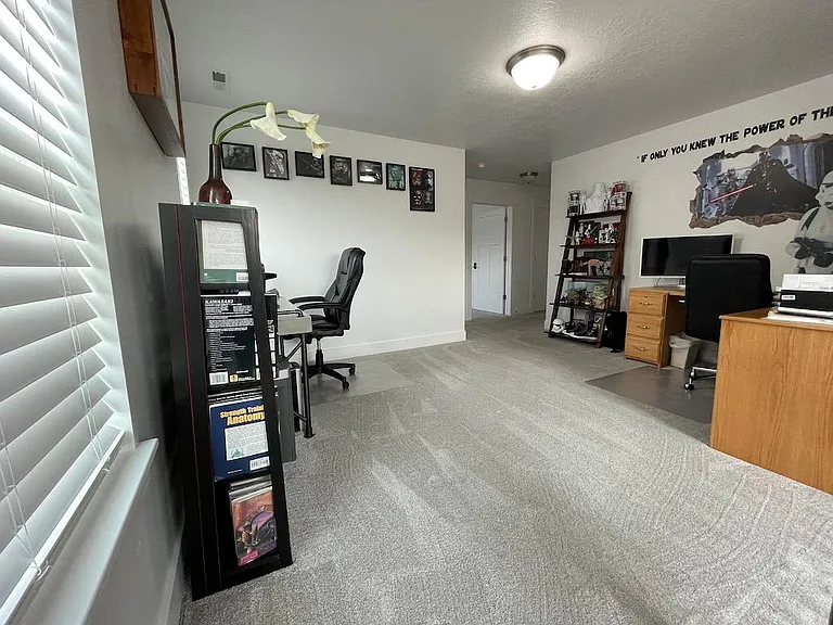 7868 S Grantown Ct — Photo 16
