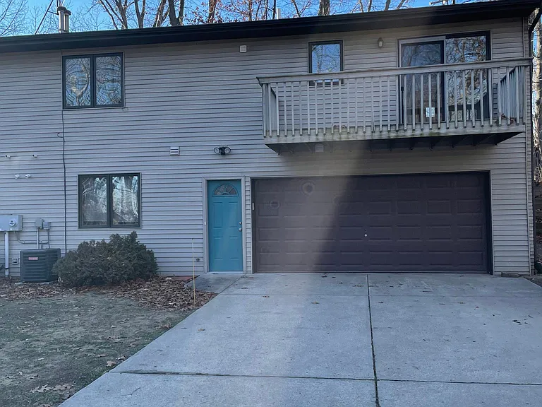 6519 Red Arrow Hwy #6519 — Photo 1