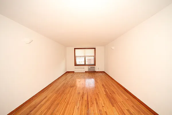 Rented by Bien Realty Ltd | media 43