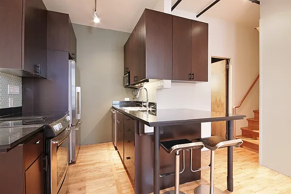 Rented by Compass | media 10