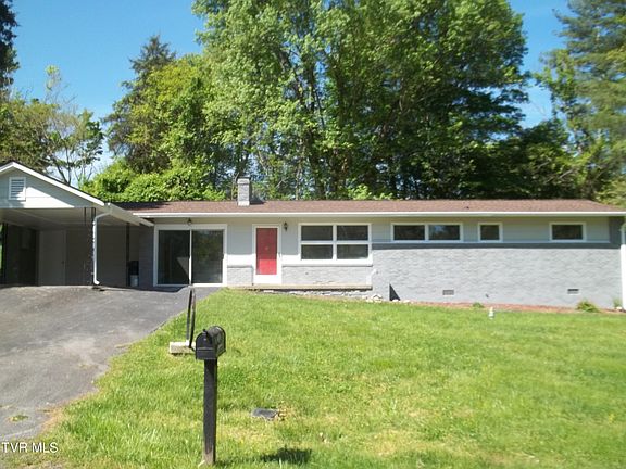 3rd image of 217 Sioux Dr