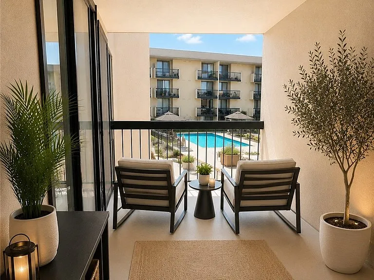 7320 Hawthorn Ave #206 — Photo 20