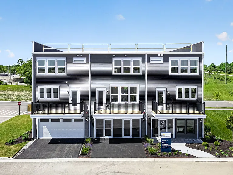 2635 Lohan Way — Photo 3