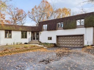 8 Lily Pond Rd, North Oaks, MN 55127