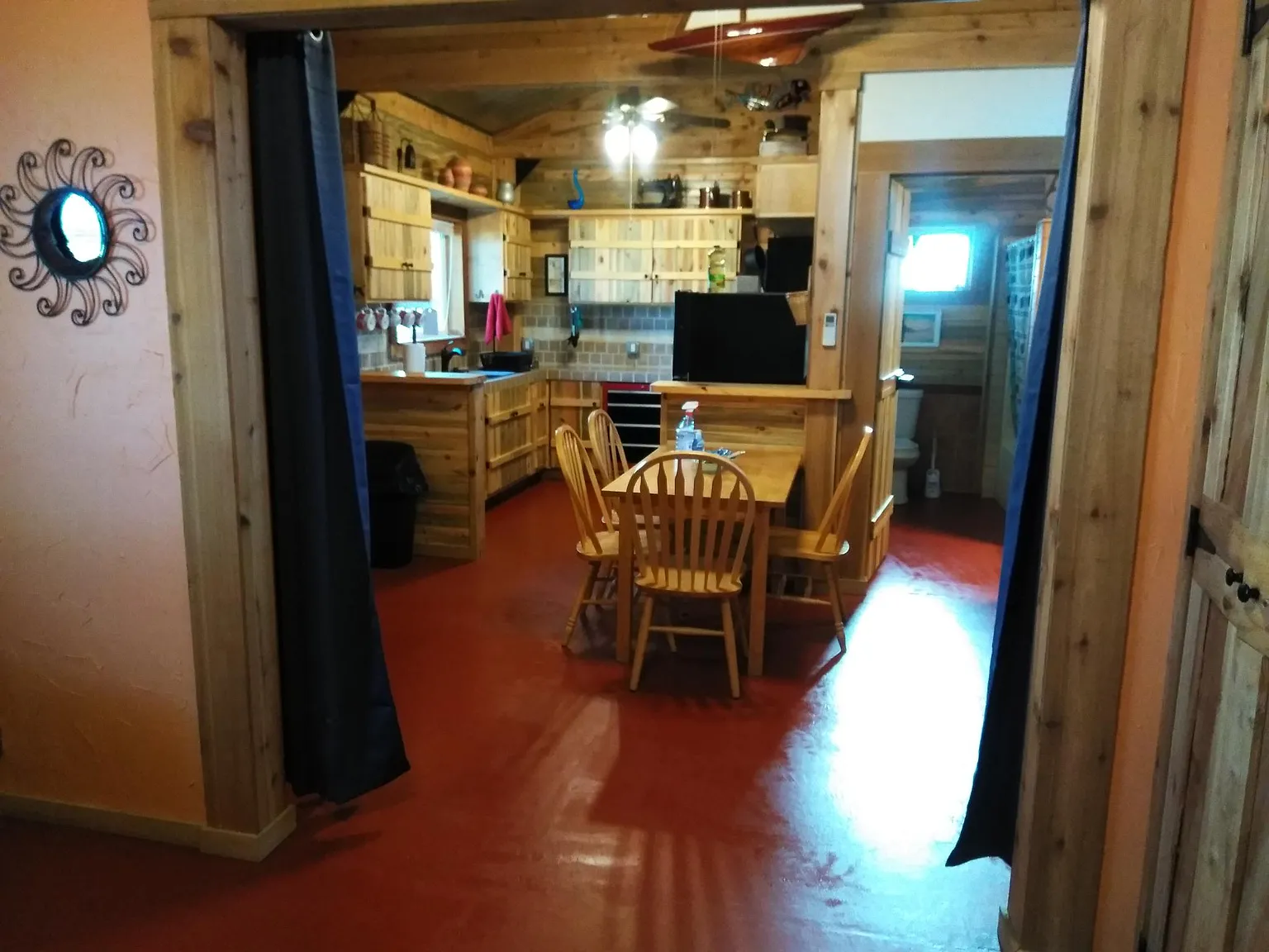 3 bed, 850 sqft, $1,750 — Photo 1