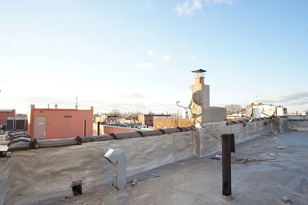 Rented by Lofts and Flats LLC | media 7