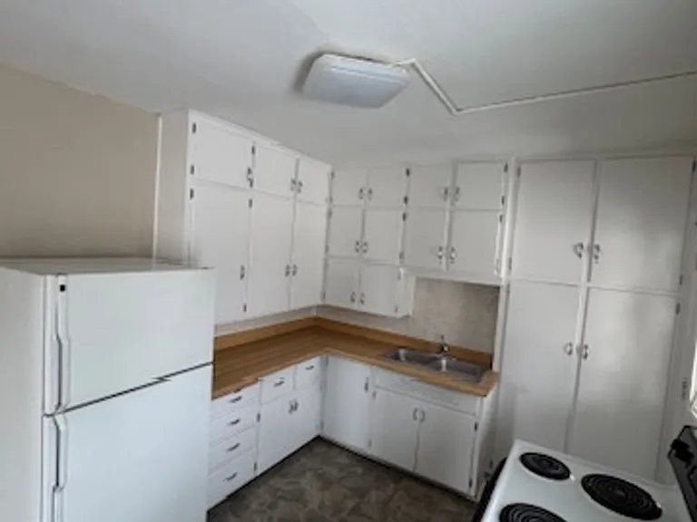 102 2nd Ave NW — Photo 5