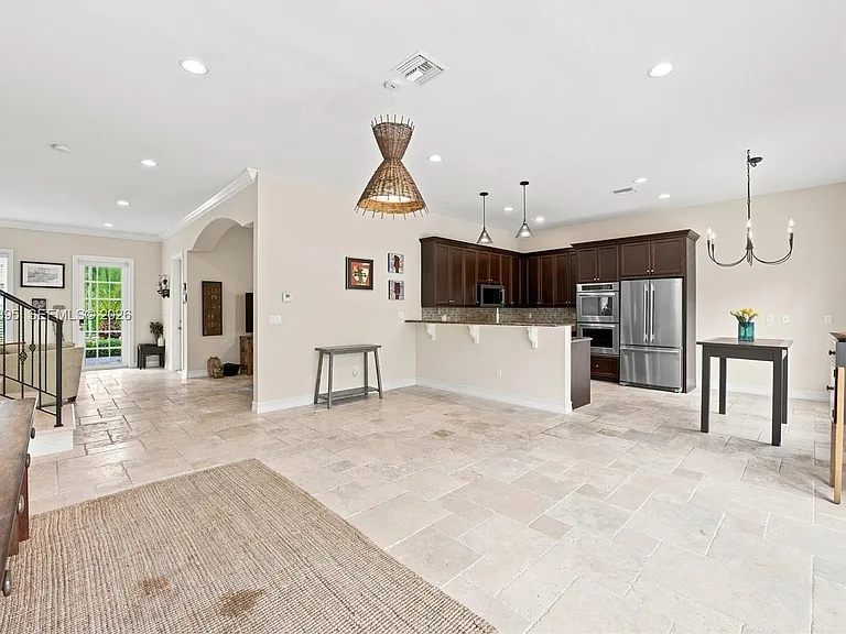 1419 SW 21st Ct — Photo 13