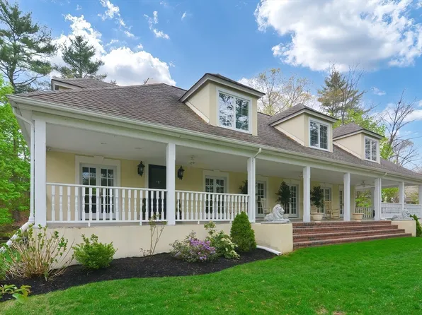 111 Lincoln St, Franklin, MA 02038