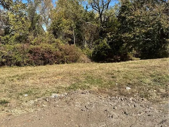 610 S Claremont Ave, Independence, MO 64054