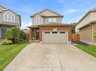 897 Bradshaw Cres N, London, ON N5X 0B6
