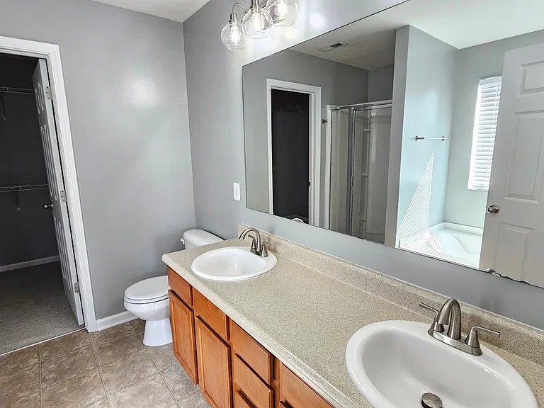 2517 Middle View Dr — Photo 18