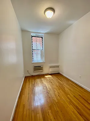 Rented by Douglas Elliman | media 7