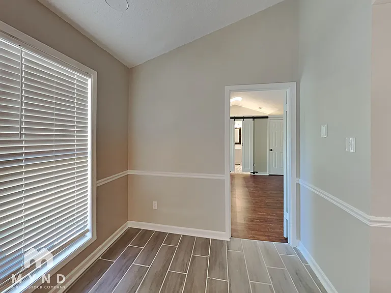 6610 Waders Ridge Dr — Photo 5
