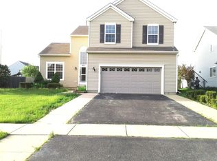 2817 Stone Creek Dr, Joliet, IL 60435