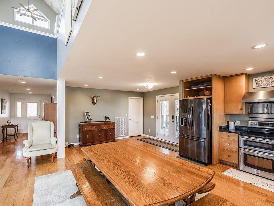 16th image of this home