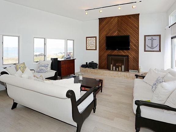 Living Room with Fireplace