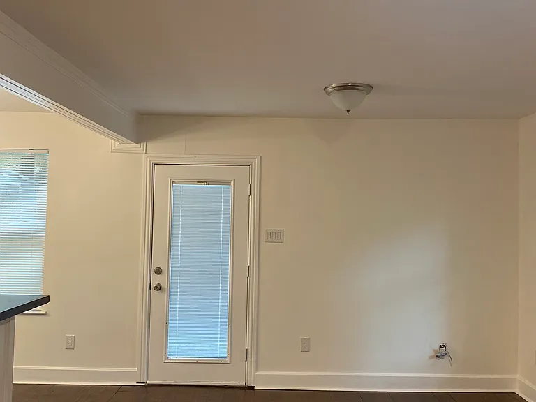 3705 Commerce St #A — Photo 15