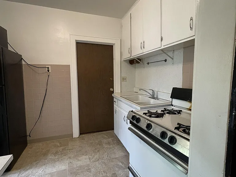 3216 E 25th St #2 — Photo 11