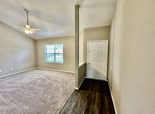 2437 W Gum St, Rogers, AR 72758