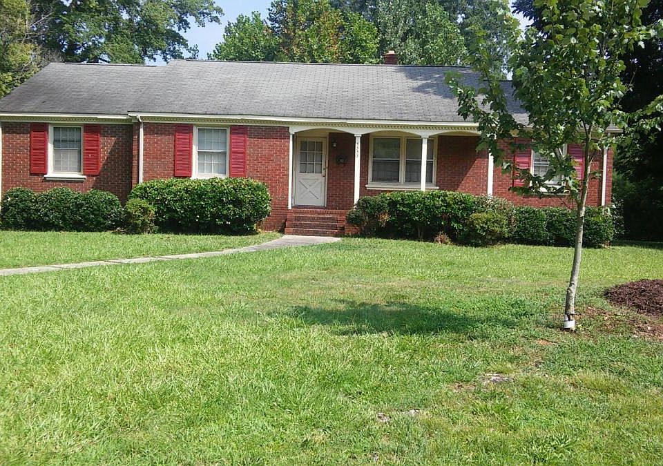 5553 Wedgewood Drive- 3 Br, 1.5 Bath with Carport.