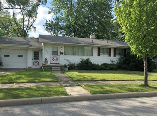 1341 Cranbrook Dr, Maumee, OH 43537