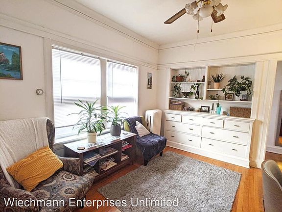 4th image of 2581 N Stowell Ave APT F