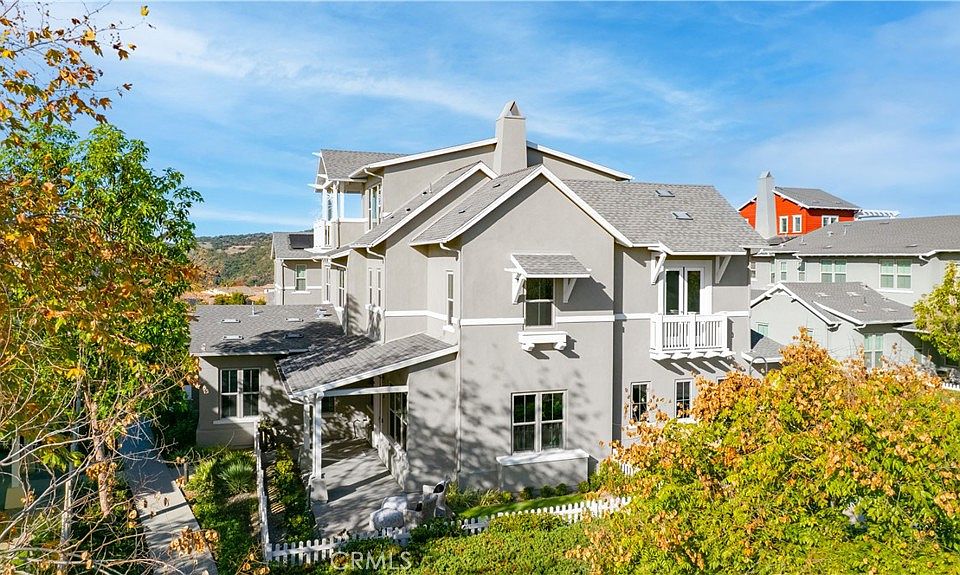 1st image of 67 Promesa Ave