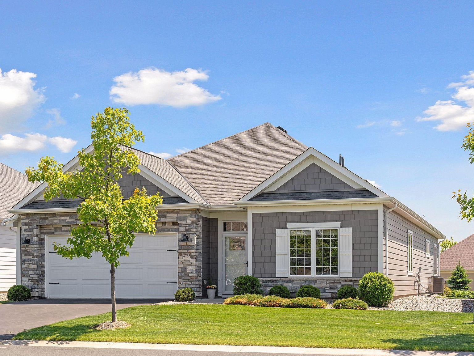 8755 Upper 9th Pl N, Lake Elmo, MN 55042 | Zillow