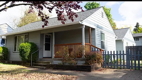 1513 Manor Ln Photo 1