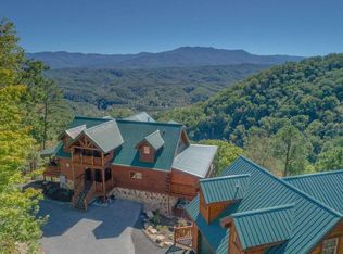 2150 Sanders Ln, Sevierville, TN 37876