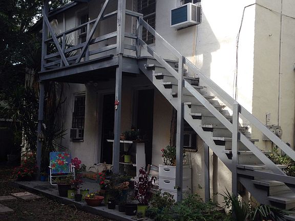 79 B & C Nassau St Ext