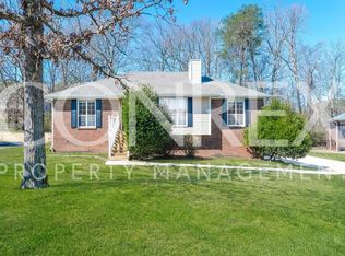 906 4th Plz, Pleasant Grove, AL 35127