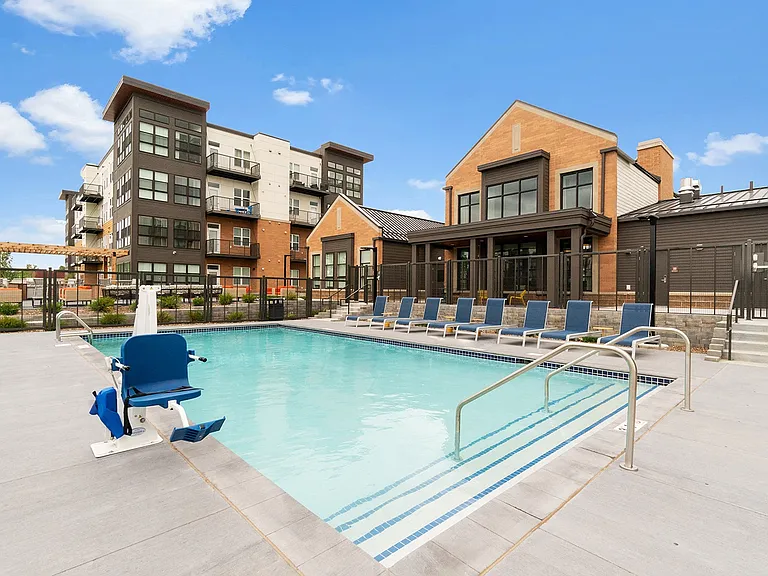 The Oasis at Twin Lakes — Photo 18