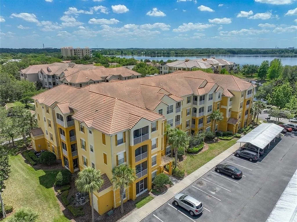 3 bed, 2.0 bath, 1247 sqft, $2,500 — Photo 1