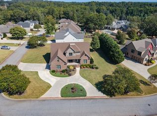 409 Copper Creek Cir, Inman, SC 29349