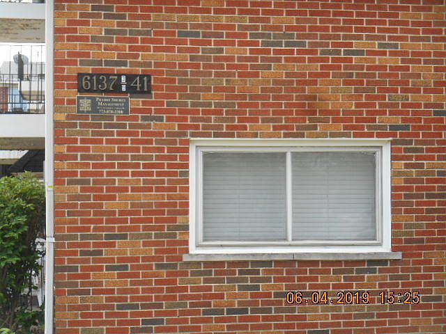 1st image of 6137 W 64th Pl APT 203