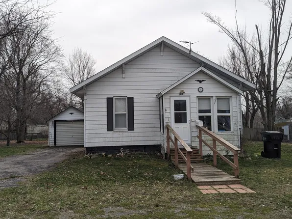 109 Bangor St, Bangor, MI 49013
