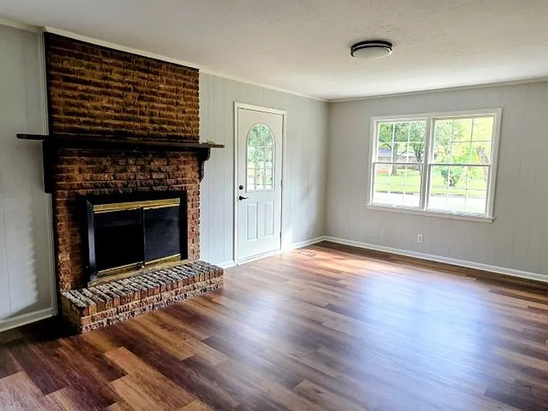 2814 Claiborne Rd NW — Photo 5