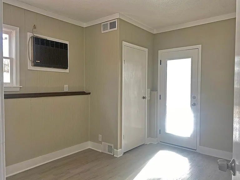 9239 McGee St — Photo 22
